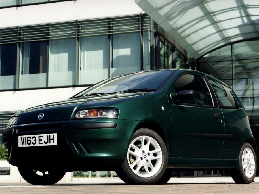  Fiat Punto Sporting 1999 года  (UK) (фото 4 из 6)